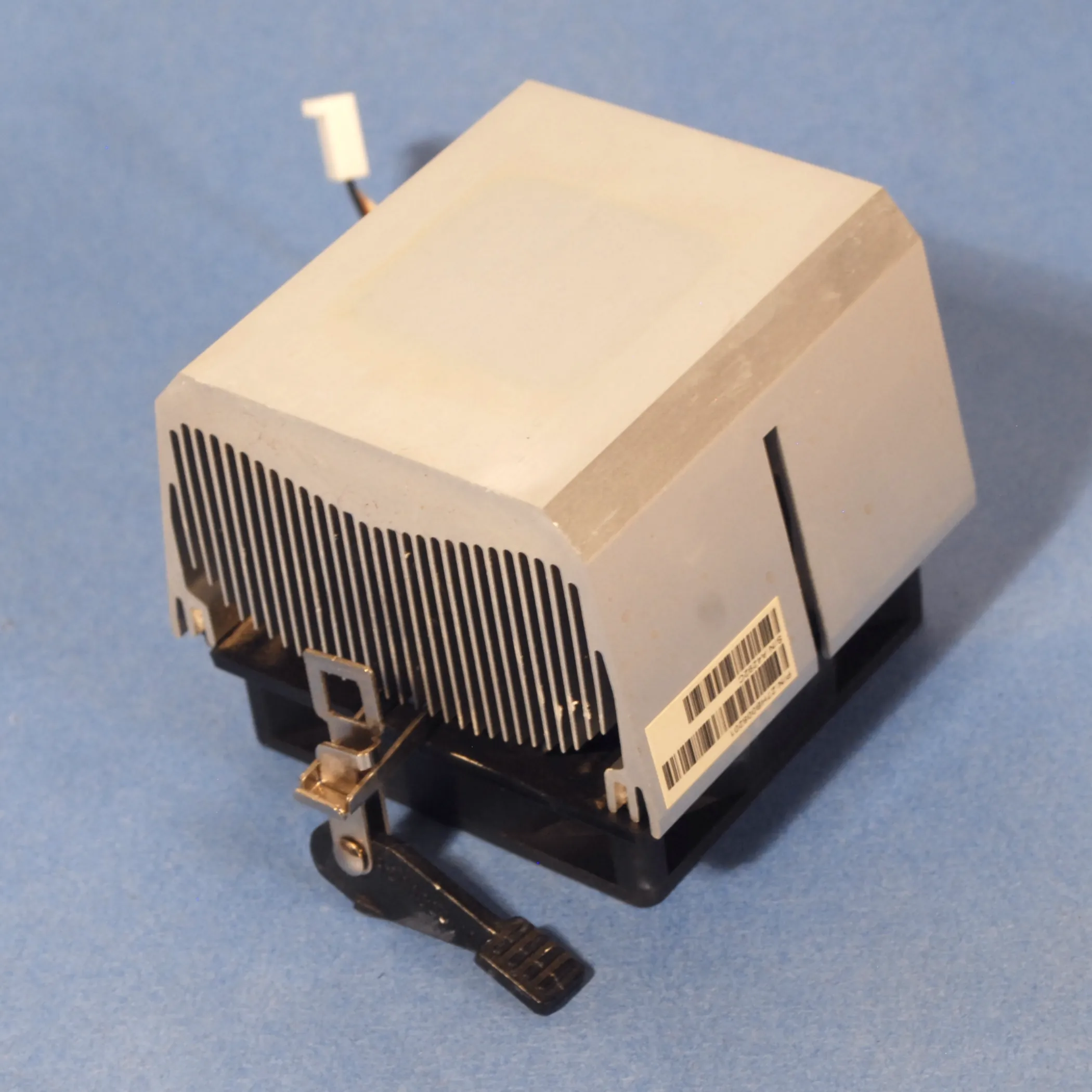 AVC Heatsink Fan b